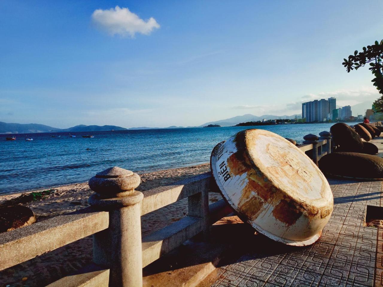 Khach San Nhu Yen Hotell Nha Trang Exteriör bild