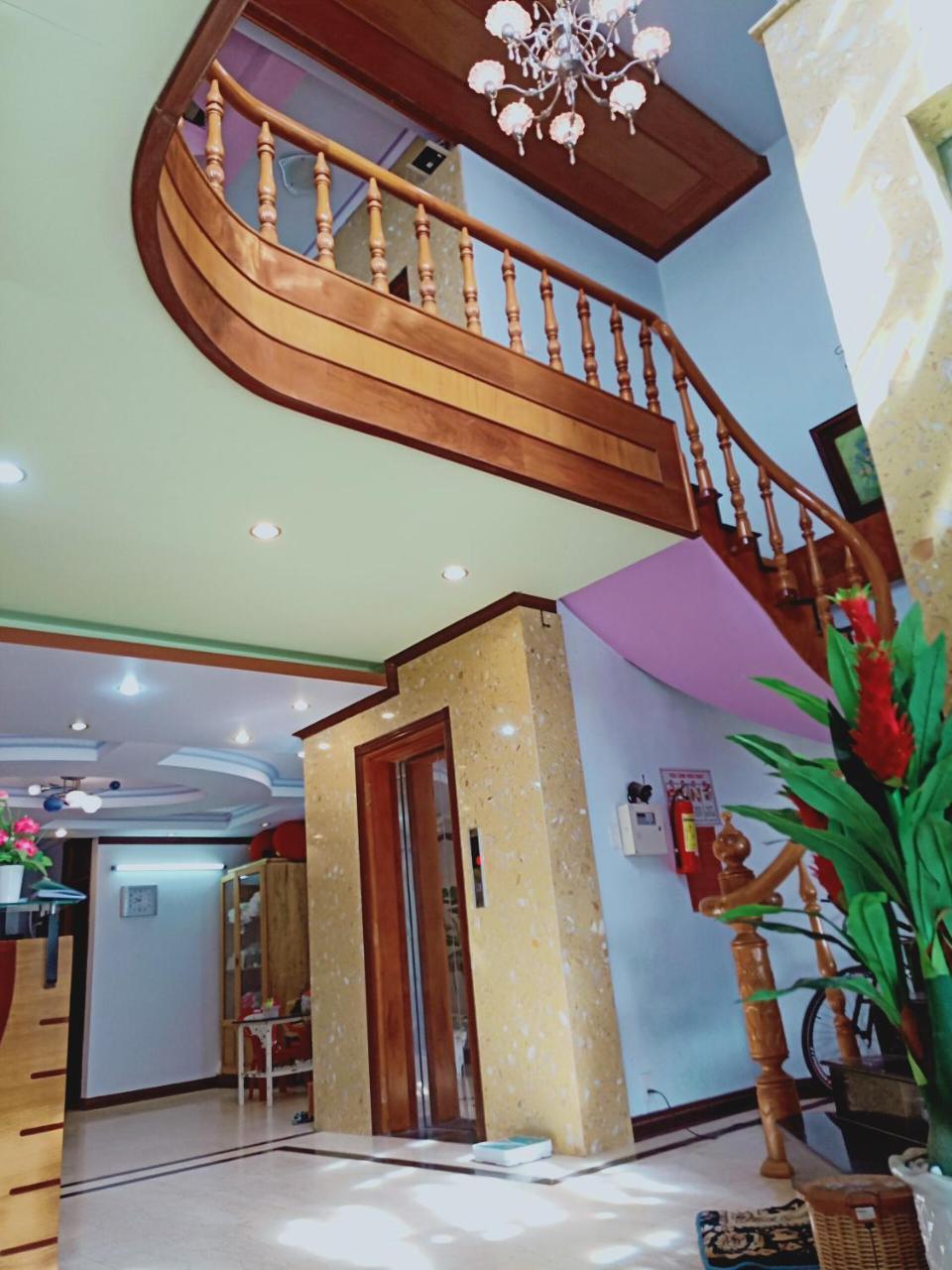 Khach San Nhu Yen Hotell Nha Trang Exteriör bild