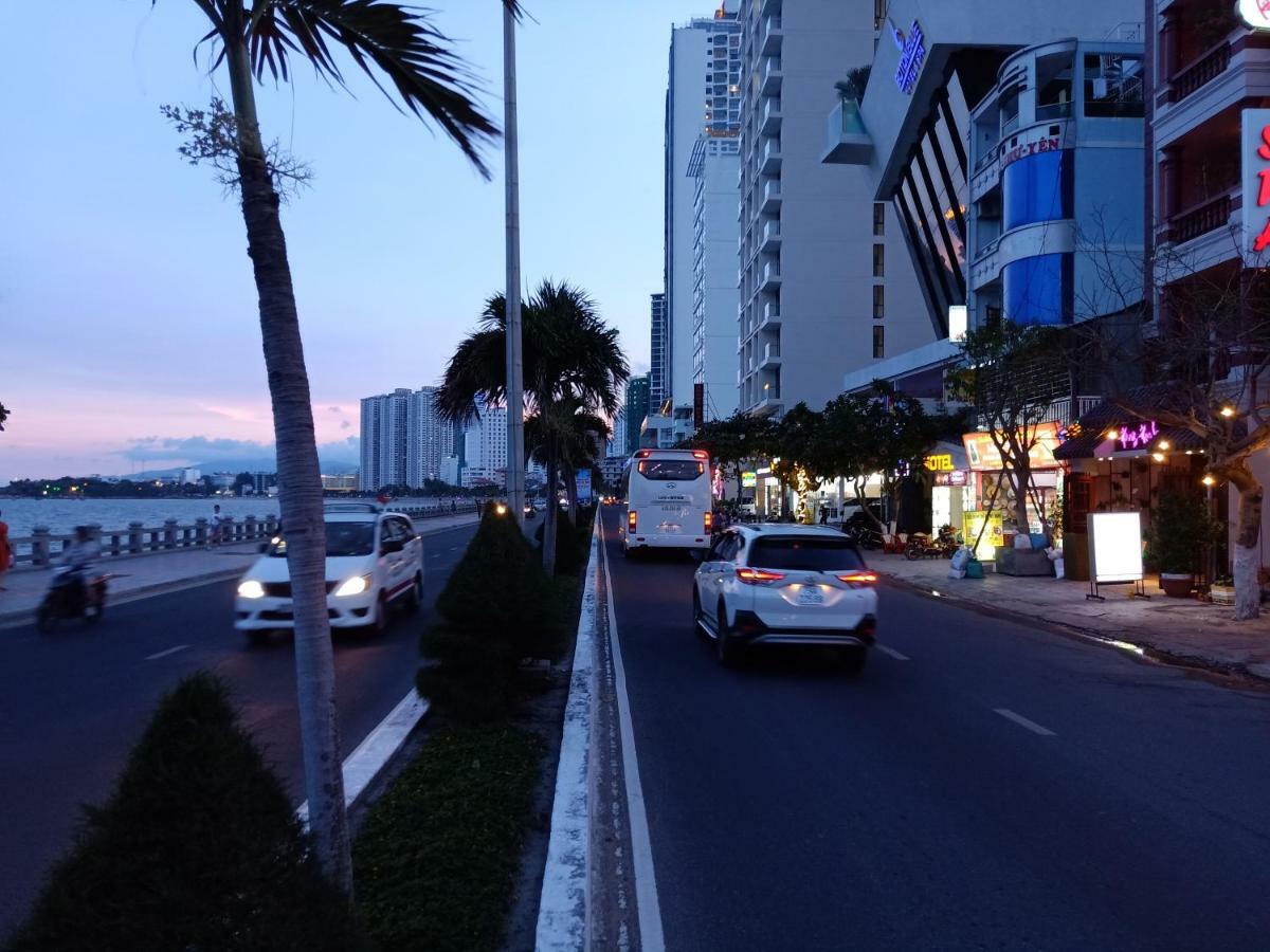 Khach San Nhu Yen Hotell Nha Trang Exteriör bild