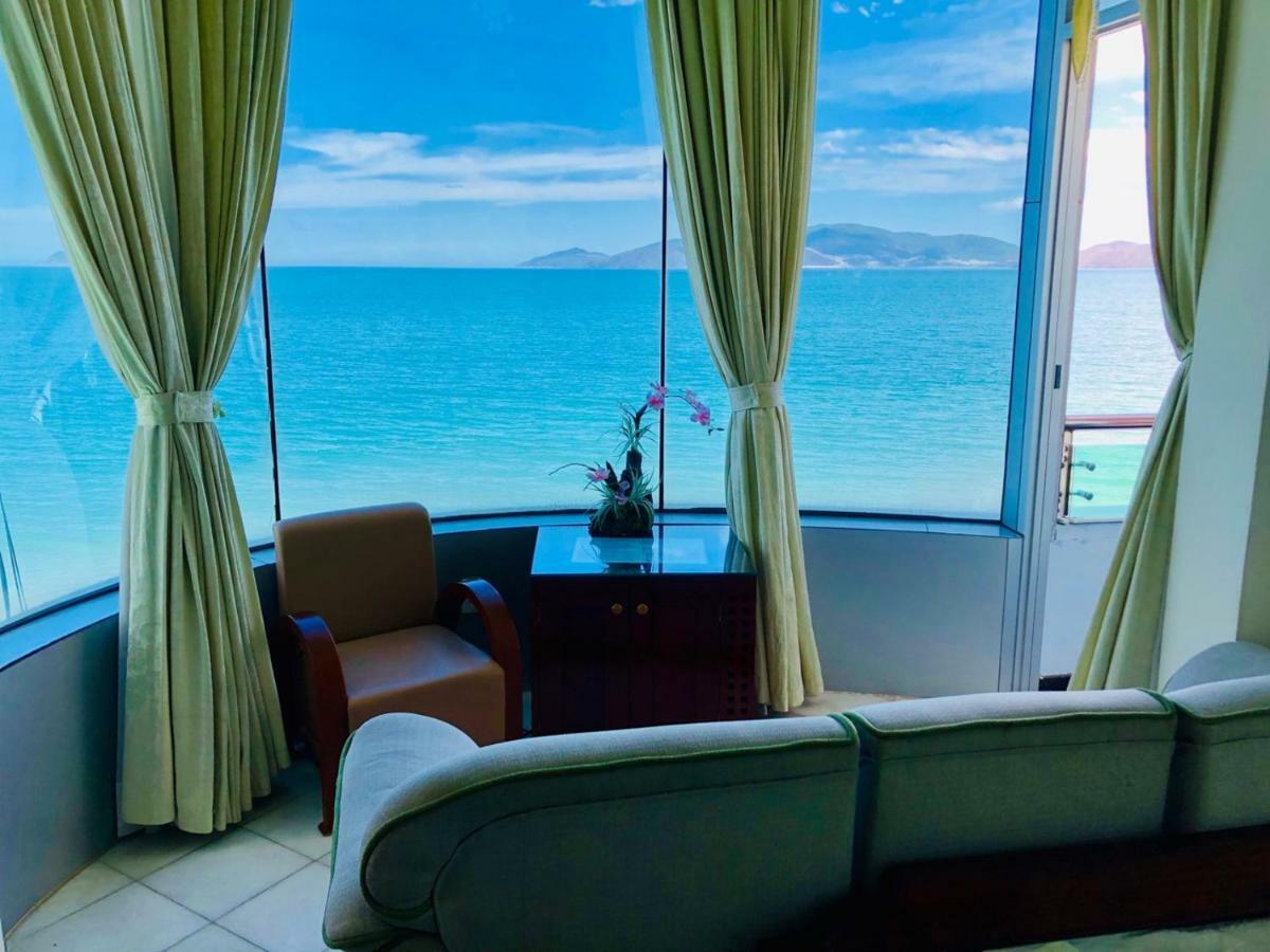 Khach San Nhu Yen Hotell Nha Trang Exteriör bild
